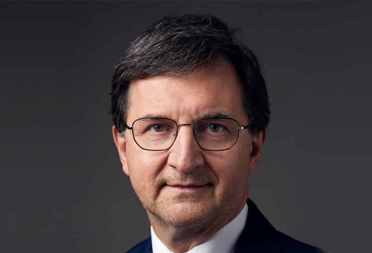Retrait du numéro Inami: «C’est comme priver un homme politique de ses droits civiques» (Stan Politis - Le Spécialiste)