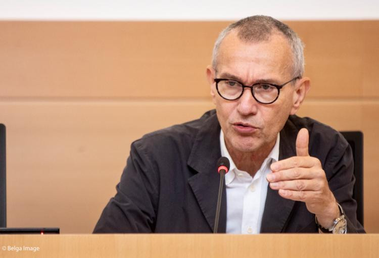 Loi-cadre : les deux projets ont été approuvés en deuxième lecture