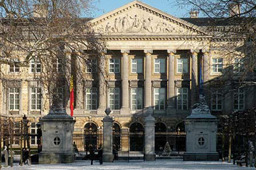 Oppositiepartijen willen Covid19-pandemie misbruiken om gratis geneeskunde in te voeren